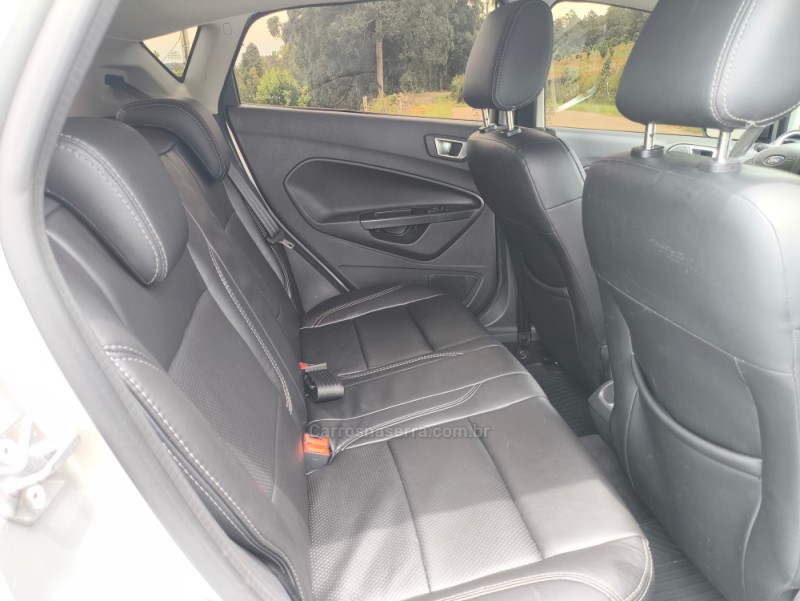 FIESTA 1.6 SE HATCH 16V FLEX 4P AUTOMÁTICO - 2015 - CAXIAS DO SUL