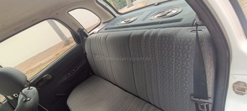 CORSA 1.0 EFI WIND 8V GASOLINA 4P MANUAL - 2000 - IVOTI