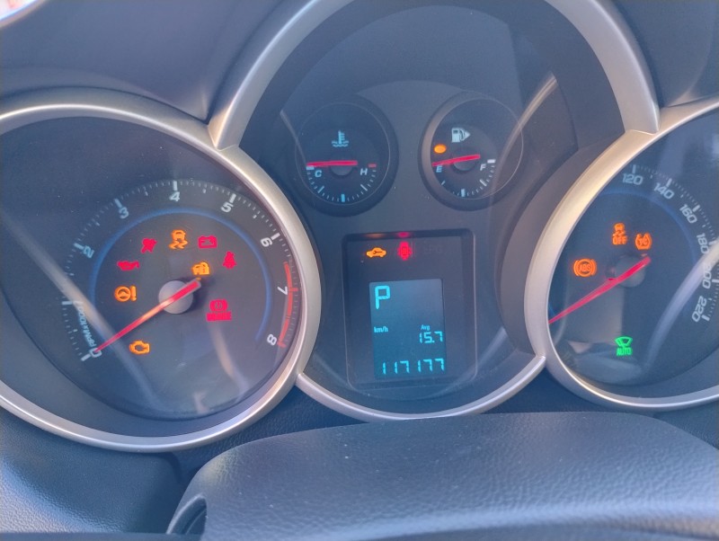 CRUZE 1.8 LT SPORT6 16V FLEX 4P AUTOMÁTICO - 2013 - VACARIA