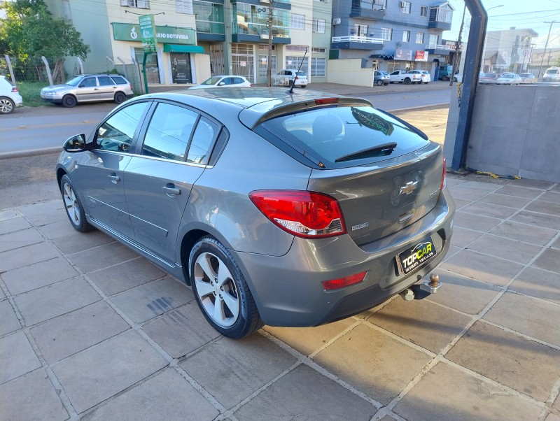 CRUZE 1.8 LT SPORT6 16V FLEX 4P AUTOMÁTICO - 2013 - VACARIA