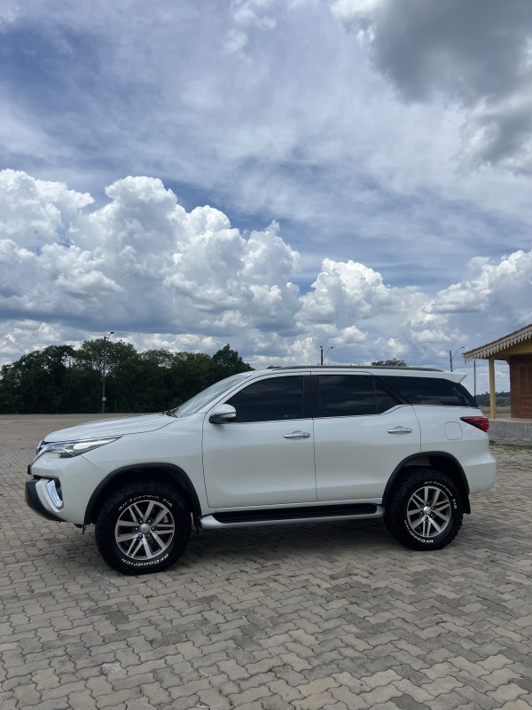 HILUX SW4 2.8 SRX 4X4 16V TURBO INTERCOOLER DIESEL 4P AUTOMÁTICO - 2017 - ANTôNIO PRADO
