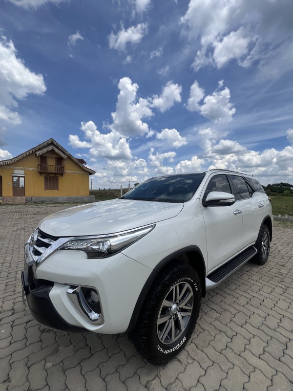 HILUX SW4 2.8 SRX 4X4 16V TURBO INTERCOOLER DIESEL 4P AUTOMÁTICO - 2017 - ANTôNIO PRADO