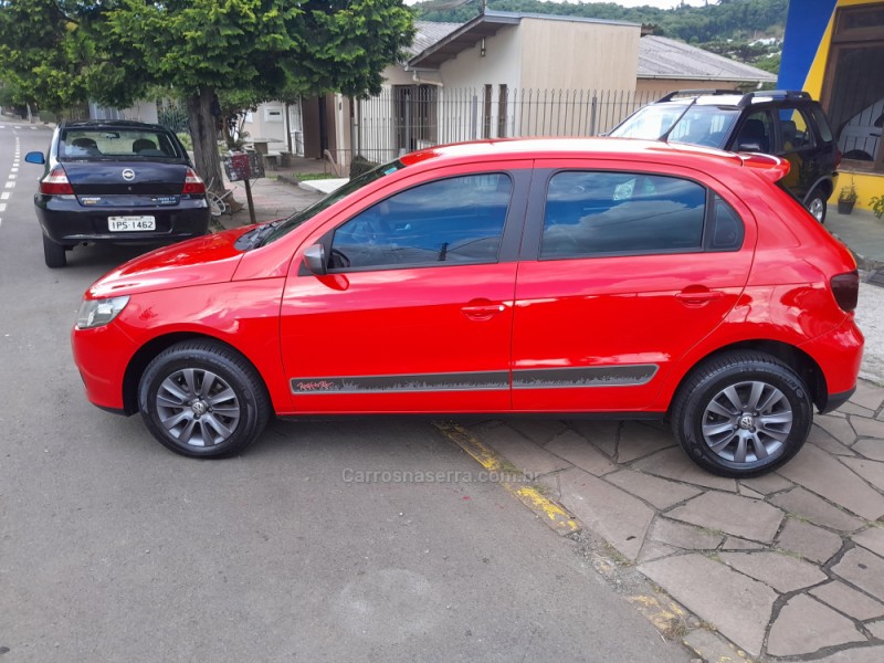 GOL 1.0 MI ROCK IN RIO 8V FLEX 4P MANUAL - 2012 - NOVA PRATA