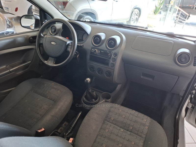 FIESTA 1.0 MPI PERSONNALITÉ 8V FLEX 4P MANUAL - 2003 - BENTO GONçALVES