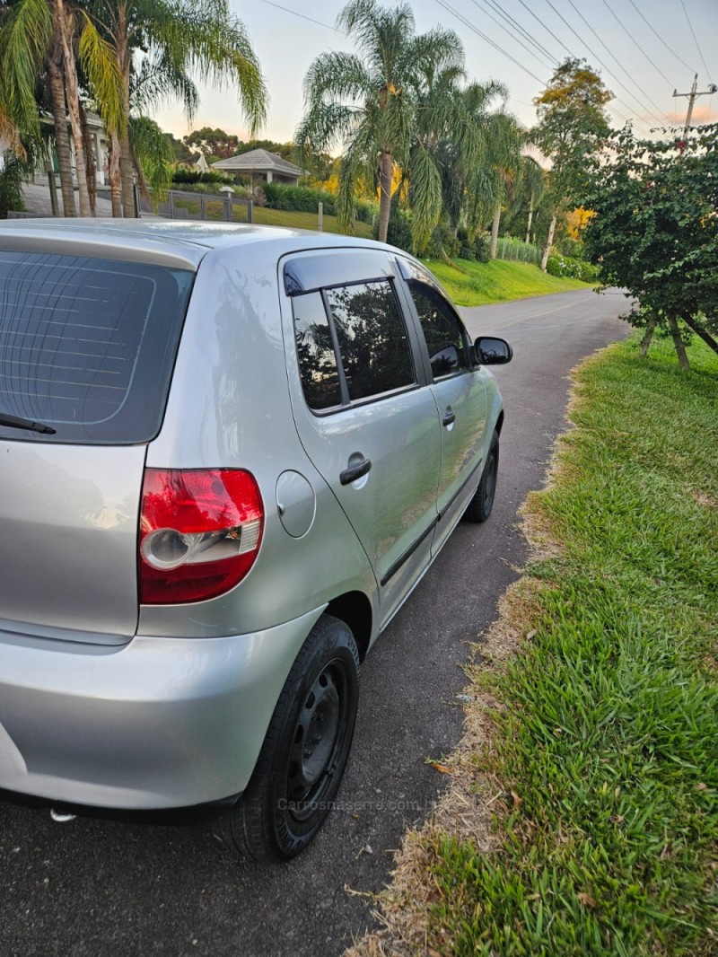 FOX 1.0 MI PLUS 8V FLEX 4P MANUAL - 2005 - VERANóPOLIS