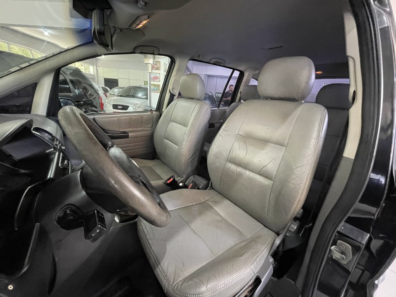 ZAFIRA 2.0 MPFI ELEGANCE 8V FLEX 4P AUTOMÁTICO - 2005 - CAXIAS DO SUL