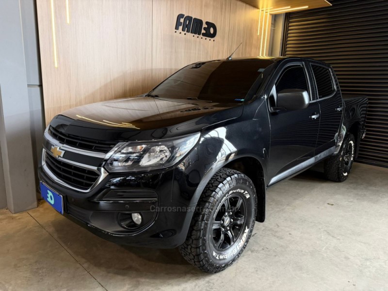 S10 2.4 MPFI ADVANTAGE 4X2 CD 8V FLEX 4P MANUAL - 2017 - LAJEADO