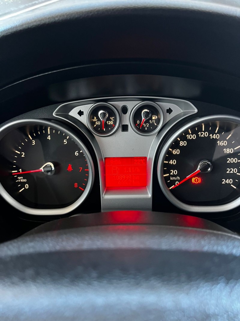 FOCUS 1.6 GLX 16V FLEX 4P MANUAL - 2011 - CAXIAS DO SUL