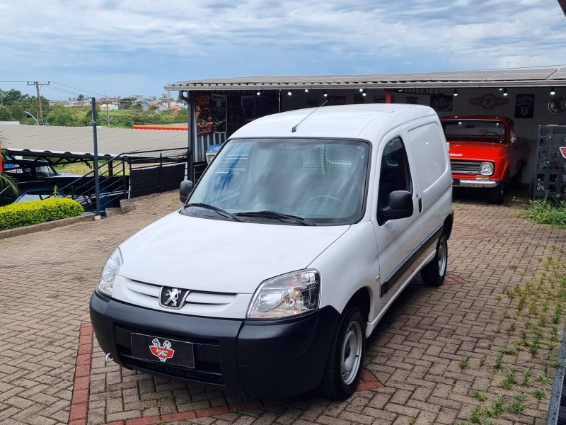 PARTNER 1.6 16V FLEX 3P MANUAL - 2022 - TEUTôNIA