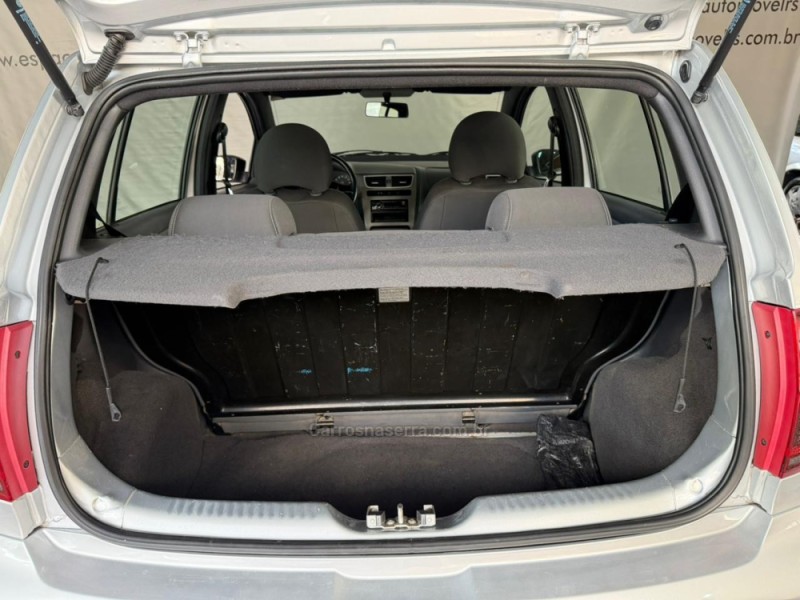 FOX 1.0 MI SILVERFOX 8V FLEX 4P MANUAL - 2012 - NOVA PRATA