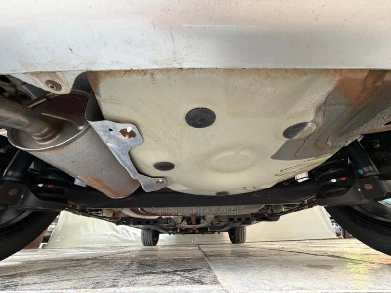 FOX 1.0 MI SILVERFOX 8V FLEX 4P MANUAL - 2012 - NOVA PRATA