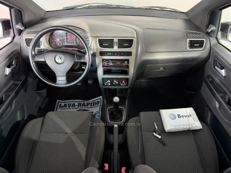 FOX 1.0 MI SILVERFOX 8V FLEX 4P MANUAL - 2012 - NOVA PRATA