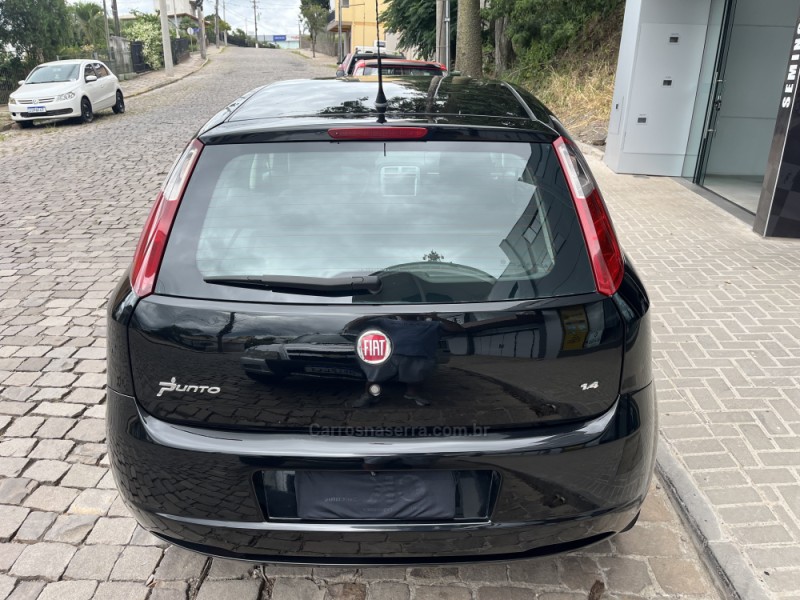 PUNTO 1.4 8V FLEX 4P MANUAL - 2010 - VERANóPOLIS