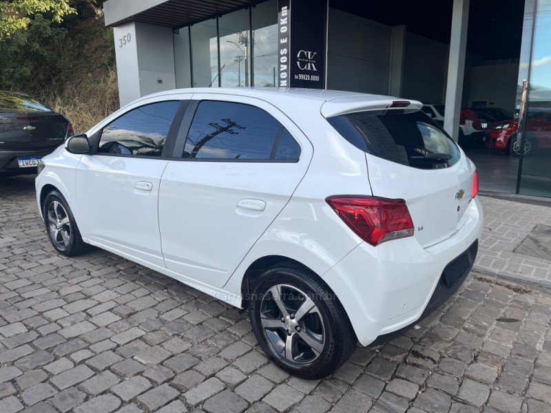 ONIX 1.4 MPFI LTZ 8V FLEX 4P MANUAL - 2017 - VERANóPOLIS