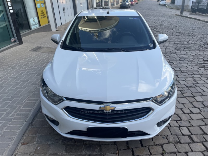 ONIX 1.4 MPFI LTZ 8V FLEX 4P MANUAL - 2017 - VERANóPOLIS