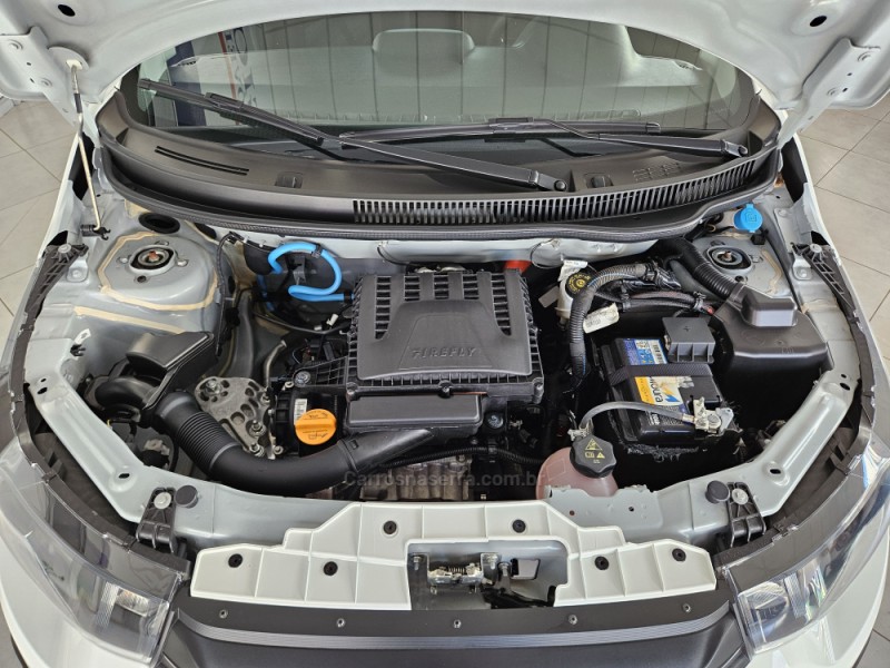 MOBI 1.0 8V EVO FLEX LIKE. MANUAL - 2025 - TAPEJARA