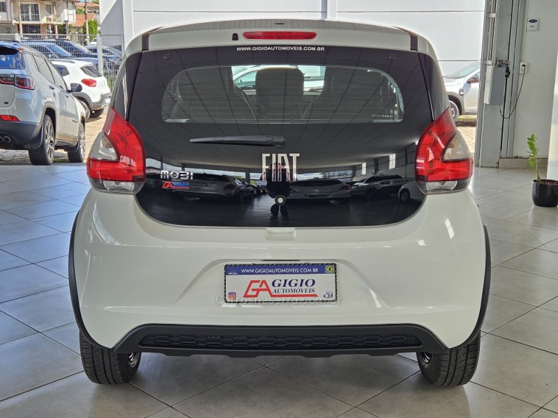 MOBI 1.0 8V EVO FLEX LIKE. MANUAL - 2025 - TAPEJARA