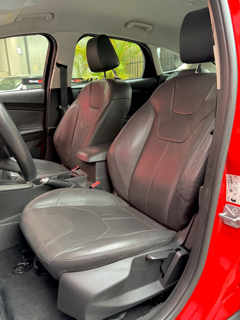 FOCUS 1.6 SE 16V FLEX 4P MANUAL - 2016 - ESTâNCIA VELHA