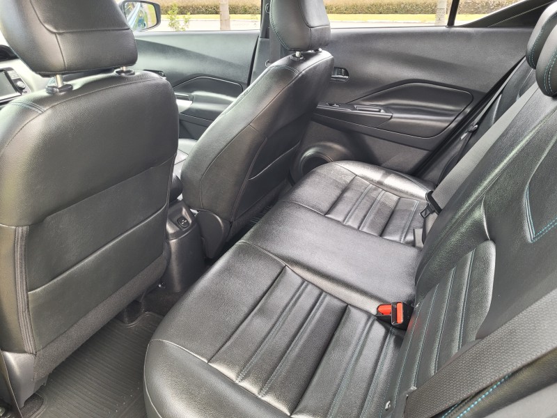 KICKS 1.6 16V FLEX AT UEFA CHAMPIONS LEAGUE 4P AUTOMÁTICO - 2020 - CARLOS BARBOSA