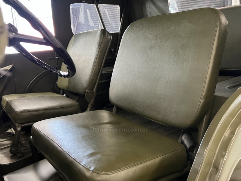 WILLYS 2.6 4X4 BF 161 GASOLINA 2P MANUAL - 2022 - FLORES DA CUNHA