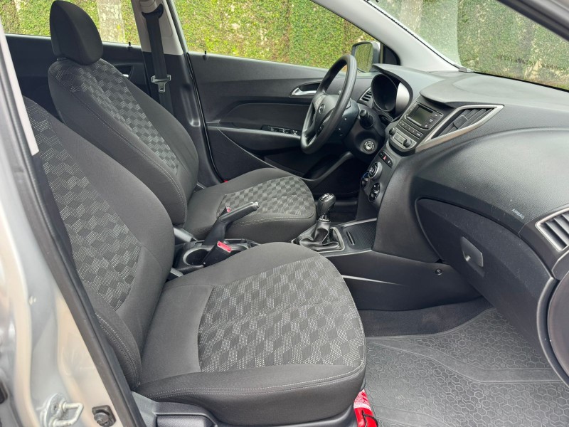 HB20 1.6 COMFORT 16V FLEX 4P MANUAL - 2015 - CAXIAS DO SUL