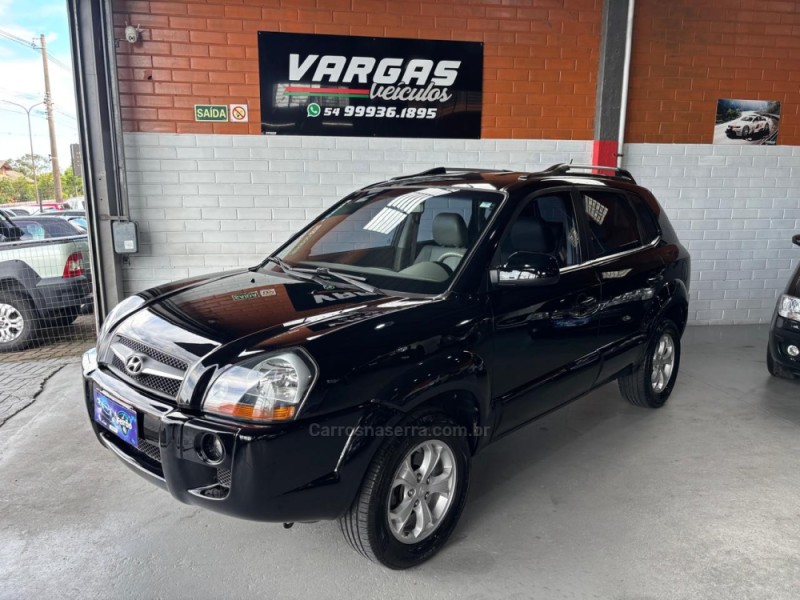 tucson 2.0 mpfi gls base 16v 143cv 2wd flex 4p automatico 2013 caxias do sul
