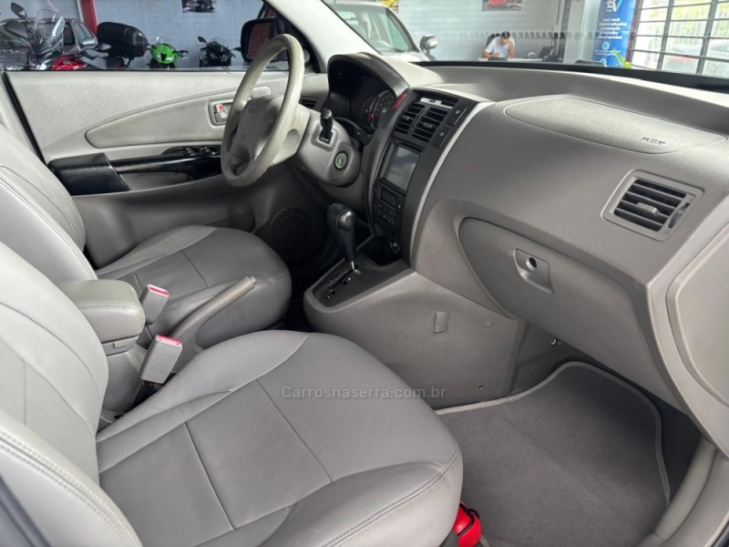 TUCSON 2.0 MPFI GLS BASE 16V 143CV 2WD FLEX 4P AUTOMÁTICO - 2013 - CAXIAS DO SUL