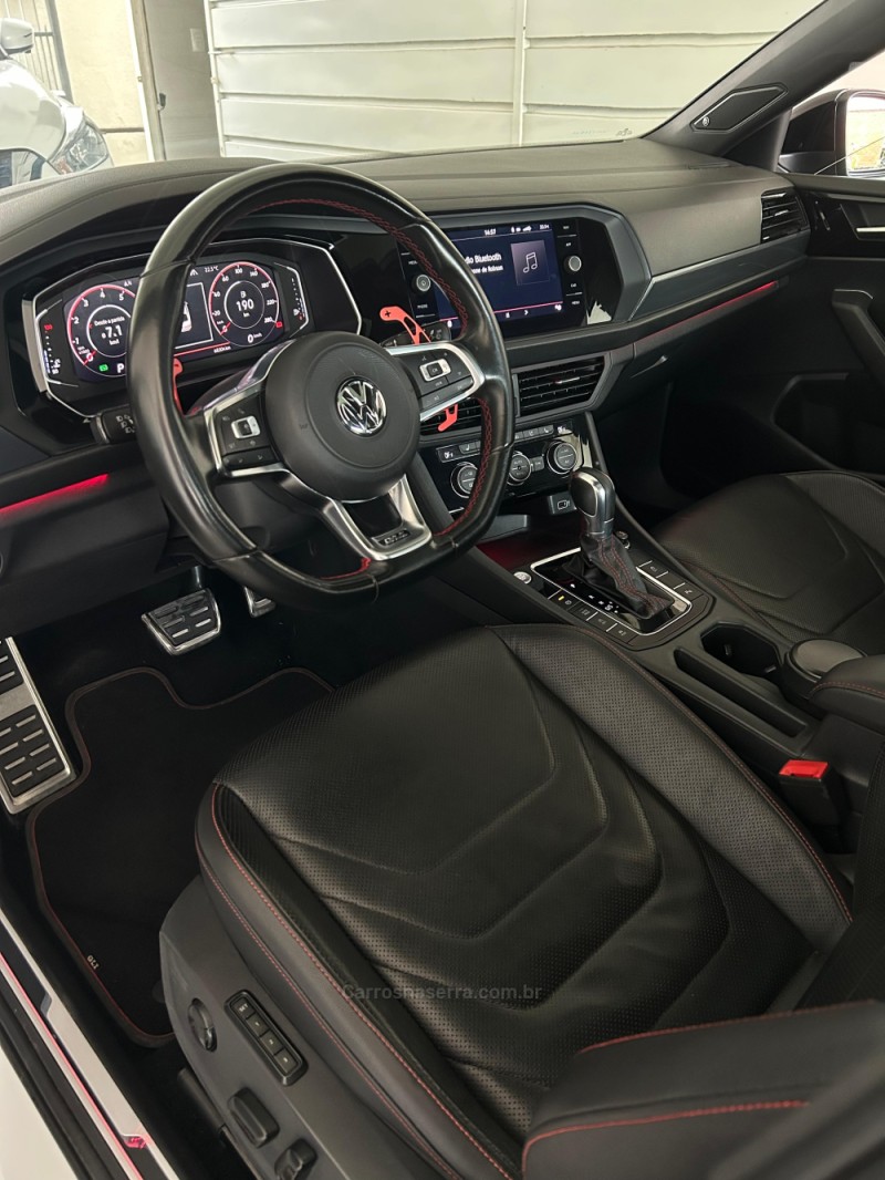 JETTA 2.0 16V TSI GLI 350 GASOLINA 4P AUTOMÁTICO - 2019 - CAXIAS DO SUL