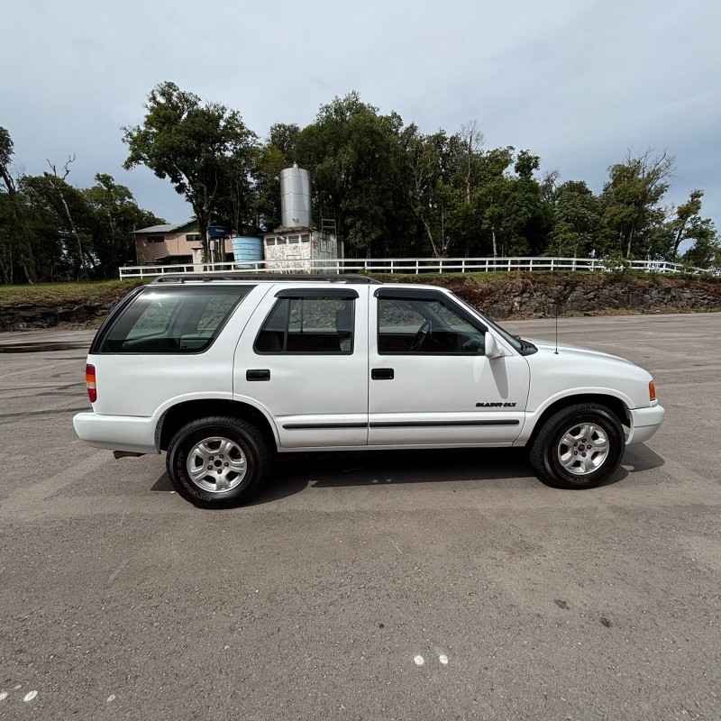 BLAZER 2.5 DLX 4X2 8V TURBO DIESEL 4P MANUAL - 1998 - FLORES DA CUNHA