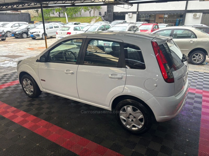 FIESTA 1.6 ROCAM HATCH 8V FLEX 4P MANUAL - 2013 - PASSO FUNDO