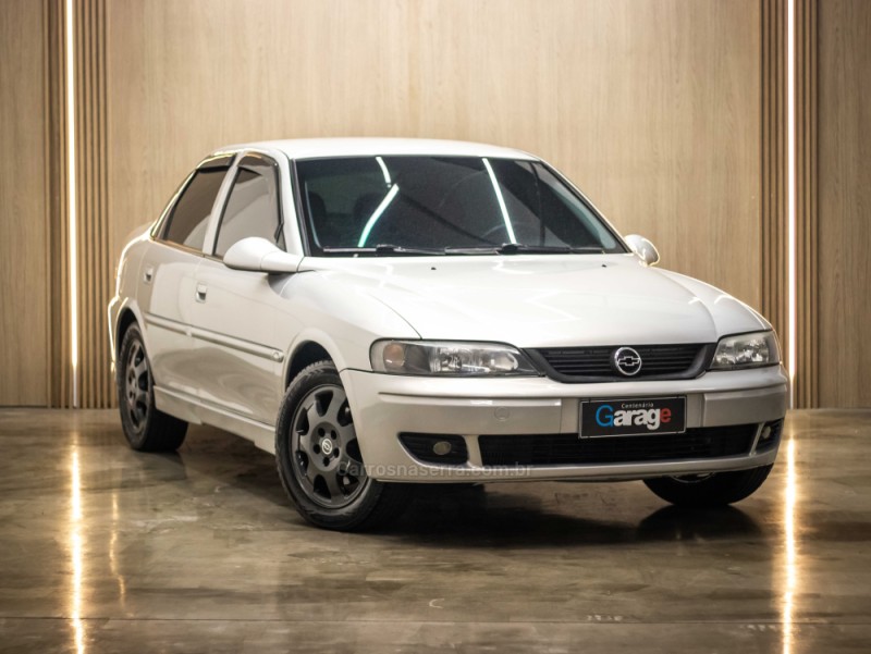 vectra 2.0 mpfi cd 8v gasolina 4p manual 2003 caxias do sul