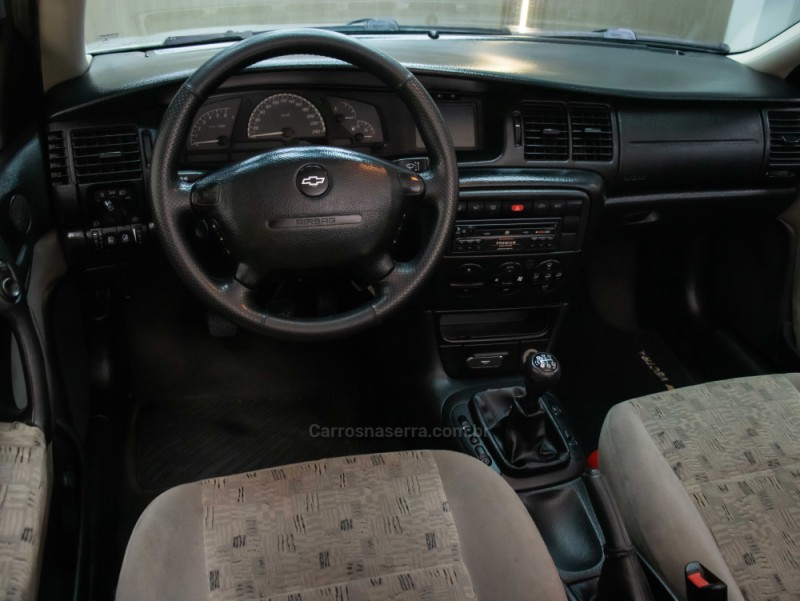 VECTRA 2.0 MPFI CD 8V GASOLINA 4P MANUAL - 2003 - CAXIAS DO SUL