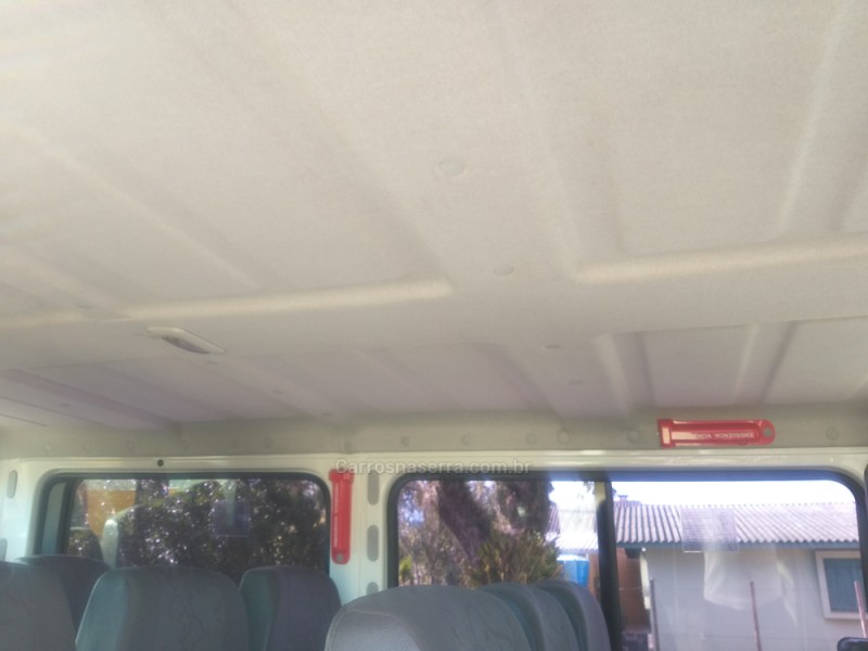 DUCATO 2.3 MINIBUS TETO BAIXO 8V TURBO DIESEL 3P MANUAL - 2015 - CAXIAS DO SUL