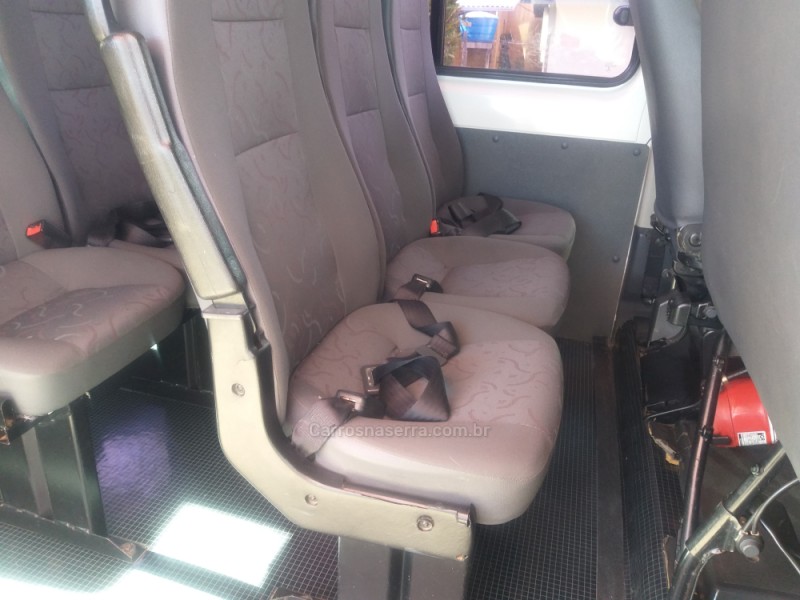 DUCATO 2.3 MINIBUS TETO BAIXO 8V TURBO DIESEL 3P MANUAL - 2015 - CAXIAS DO SUL