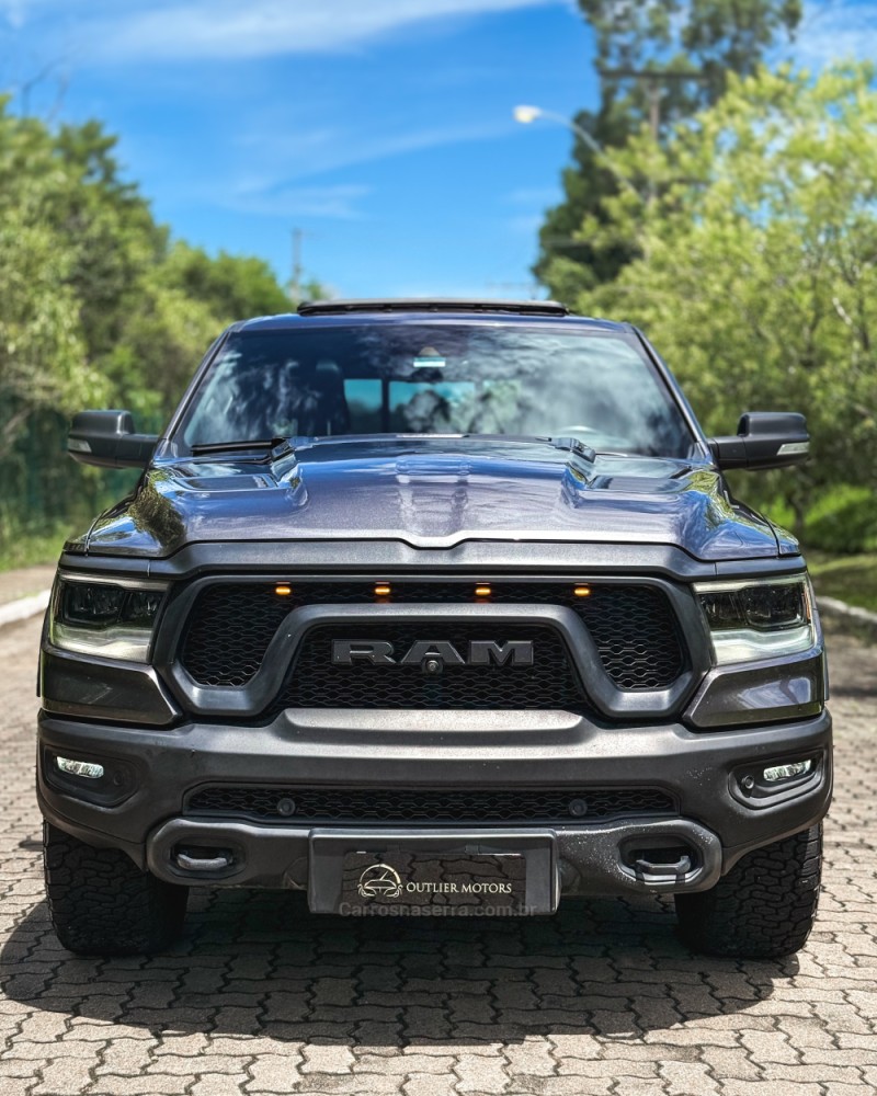 1500 REBEL 5.7 HEMI V8 CD 4X4 GASOLINA 4P AUTOMÁTICA - 2022 - NOVO HAMBURGO