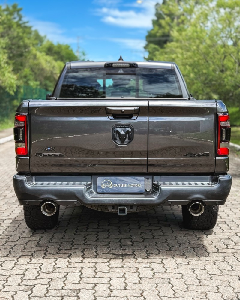 1500 REBEL 5.7 HEMI V8 CD 4X4 GASOLINA 4P AUTOMÁTICA - 2022 - NOVO HAMBURGO