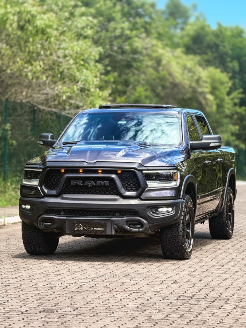 1500 REBEL 5.7 HEMI V8 CD 4X4 GASOLINA 4P AUTOMÁTICA - 2022 - NOVO HAMBURGO