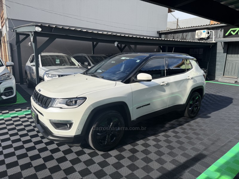 COMPASS 2.0 16V FLEX NIGHT EAGLE AUTOMÁTICO - 2021 - CAXIAS DO SUL