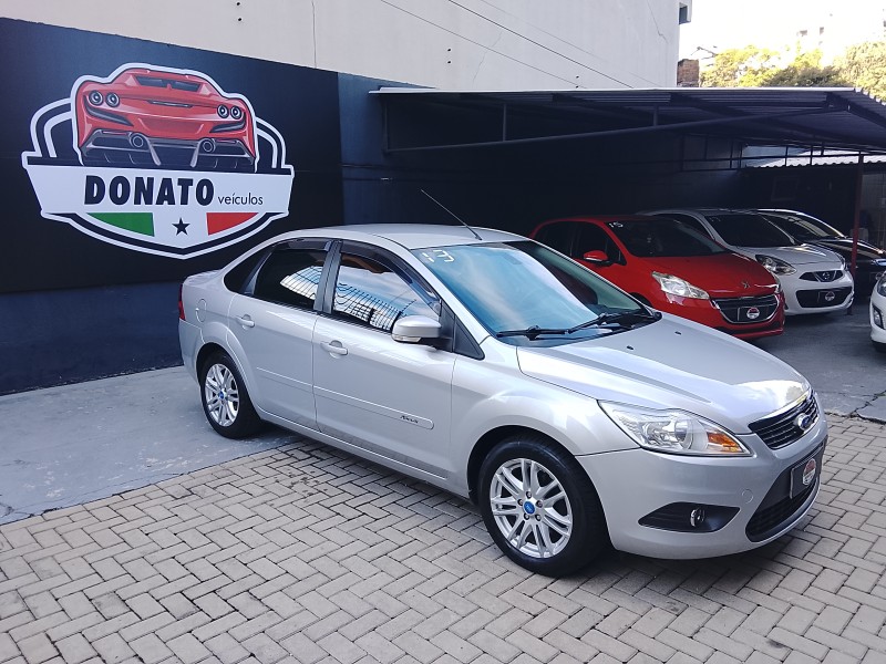 focus 2.0 glx sedan 16v flex 4p automatico 2013 caxias do sul