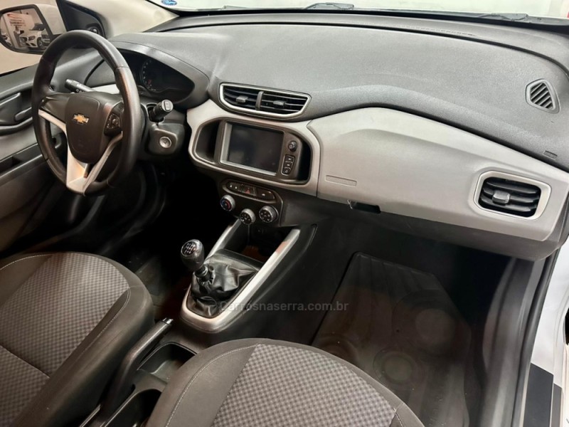 ONIX 1.4 MPFI LT 8V FLEX 4P MANUAL - 2018 - CAXIAS DO SUL