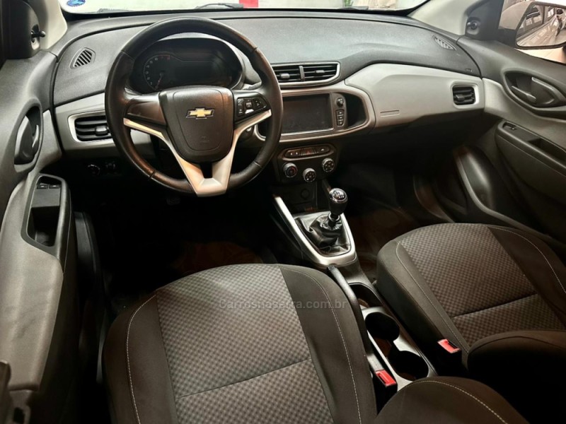 ONIX 1.4 MPFI LT 8V FLEX 4P MANUAL - 2018 - CAXIAS DO SUL