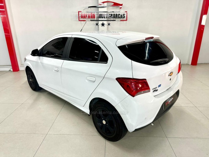 ONIX 1.4 MPFI LT 8V FLEX 4P MANUAL - 2018 - CAXIAS DO SUL