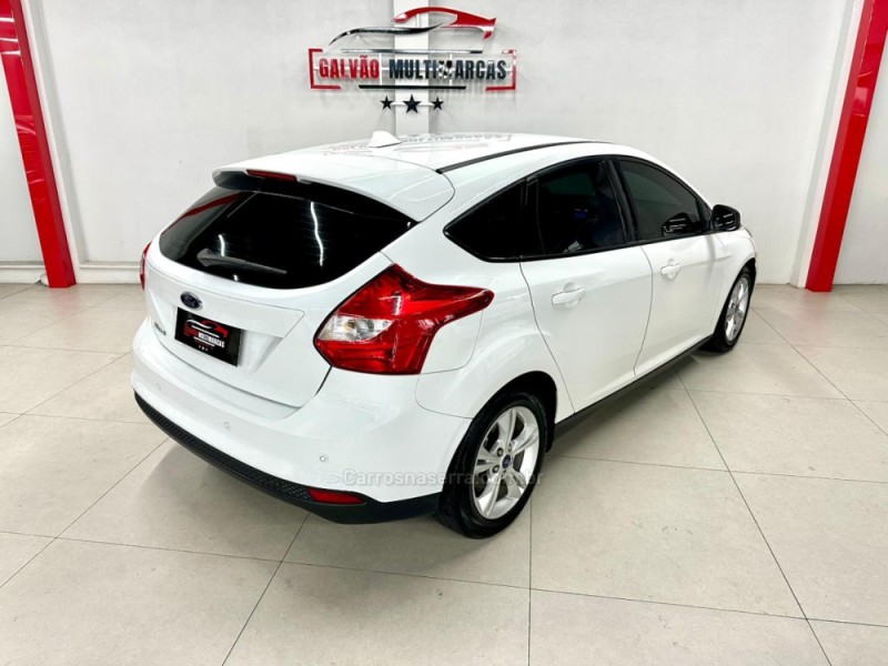 FOCUS 1.6 SE HATCH 16V FLEX 4P AUTOMÁTICO - 2015 - CAXIAS DO SUL