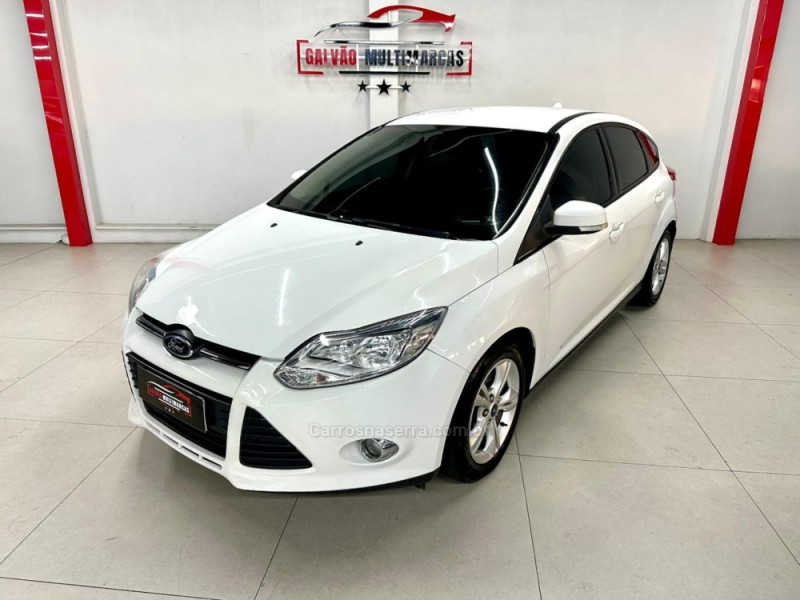 focus 1.6 se hatch 16v flex 4p automatico 2015 caxias do sul