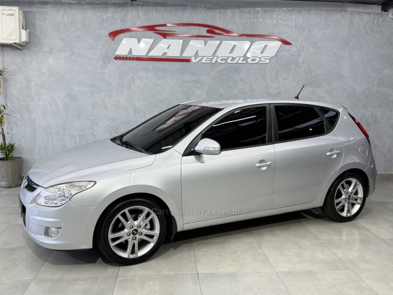 i30 2.0 mpfi gls 16v gasolina 4p automatico 2010 sapiranga