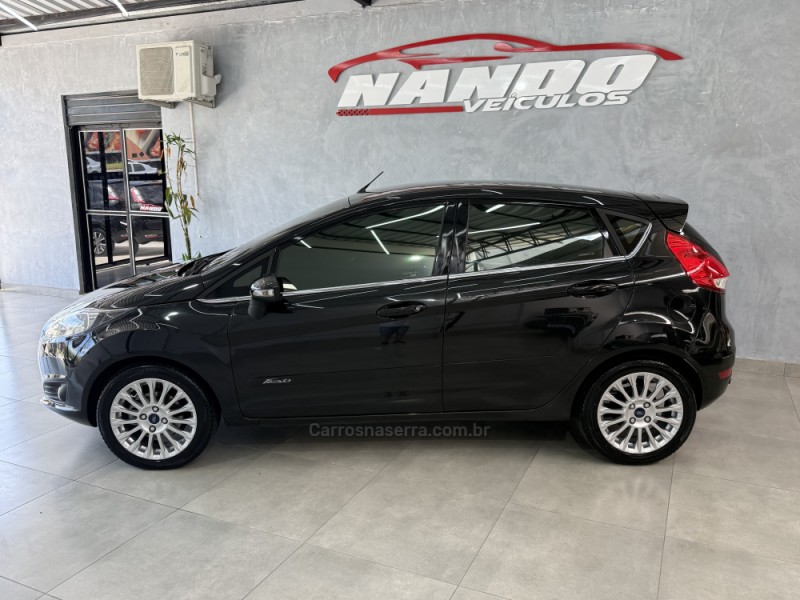 FIESTA 1.6 TITANIUM HATCH 16V FLEX 4P AUTOMÁTICO - 2014 - SAPIRANGA