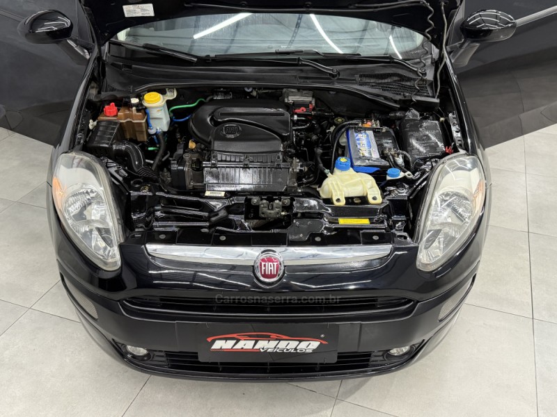 PUNTO 1.4 ATTRACTIVE ITALIA 8V FLEX 4P MANUAL - 2014 - SAPIRANGA