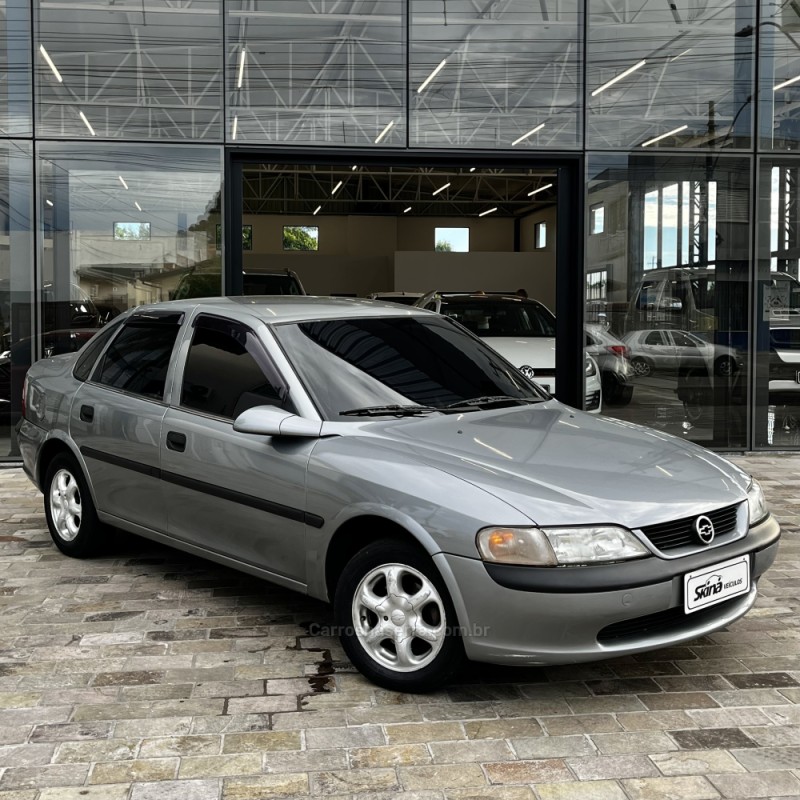 VECTRA 2.0 MPFI GLS 8V GASOLINA 4P MANUAL - 1997 - VACARIA