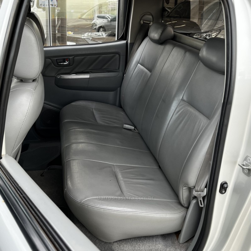 HILUX 3.0 SRV 4X4 CD 16V TURBO INTERCOOLER DIESEL 4P AUTOMÁTICO - 2009 - VACARIA