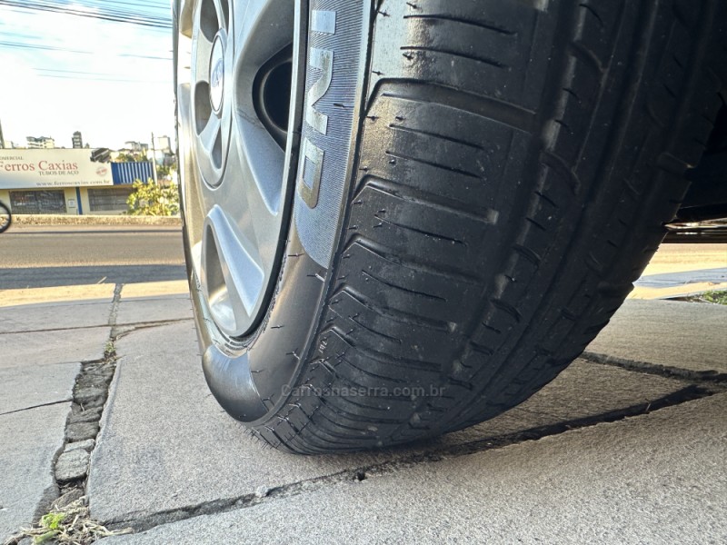 FIESTA 1.6 SE HATCH 16V FLEX 4P MANUAL - 2014 - CAXIAS DO SUL